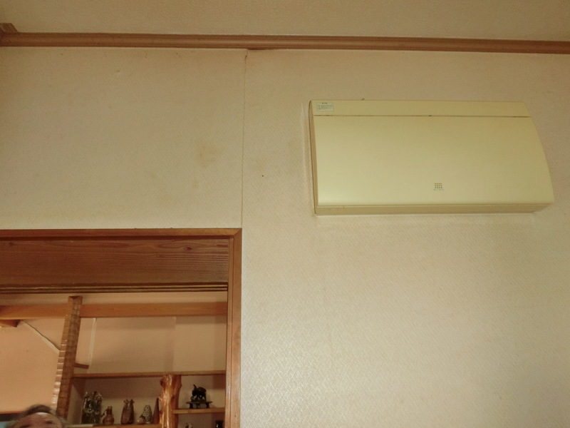 before　キッチン　クロス張替え