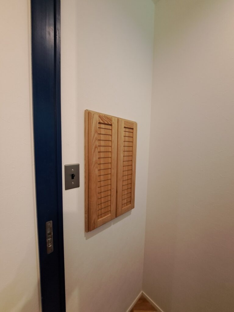 トイレ収納もこだわりました。