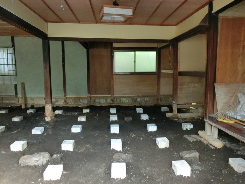 施工中